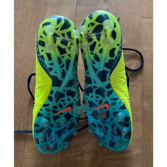 Nike Hypervenom Phantom II FG Volt/Black/Hyper Turquoise youth size 5.5 - Picture 6 of 12